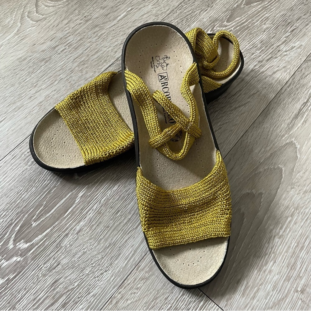 Arcopedico Knit Sandals Portuguese Yellow Brand NEW Size 40 / 9